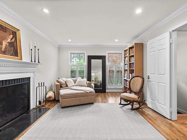 6309 Avalon Dr — Photo 23