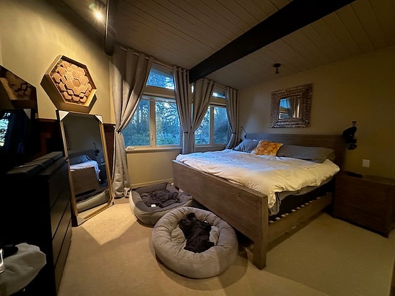 West Vancouver House for rent - 3 Bedrooms — photo 2