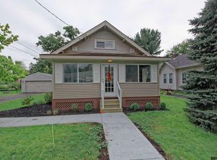 11 Zuni St, Albany, NY 12208