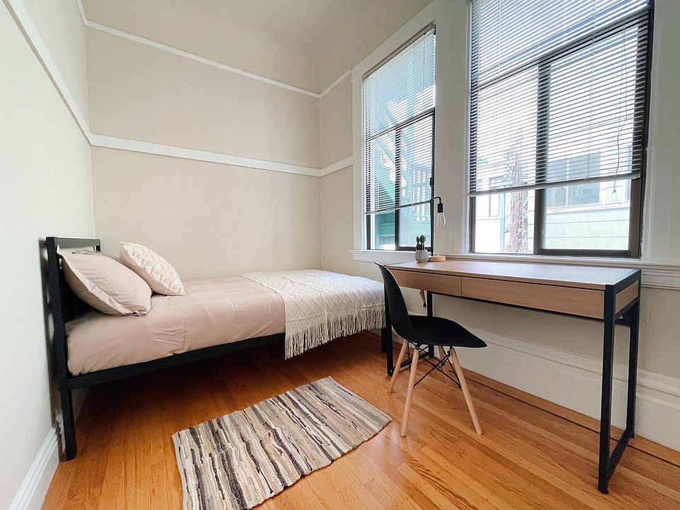 1st image of 180 Bernard St #89