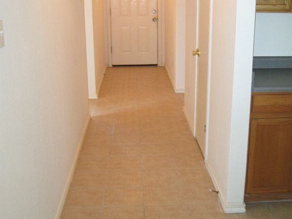 entrance & hallway