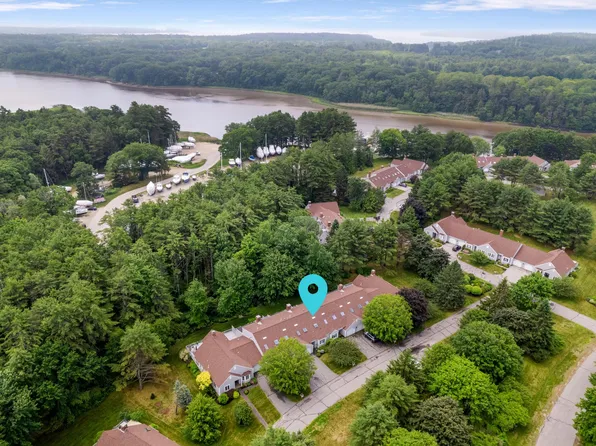 19 Blueberry Cove Road #19, Yarmouth, ME 04096