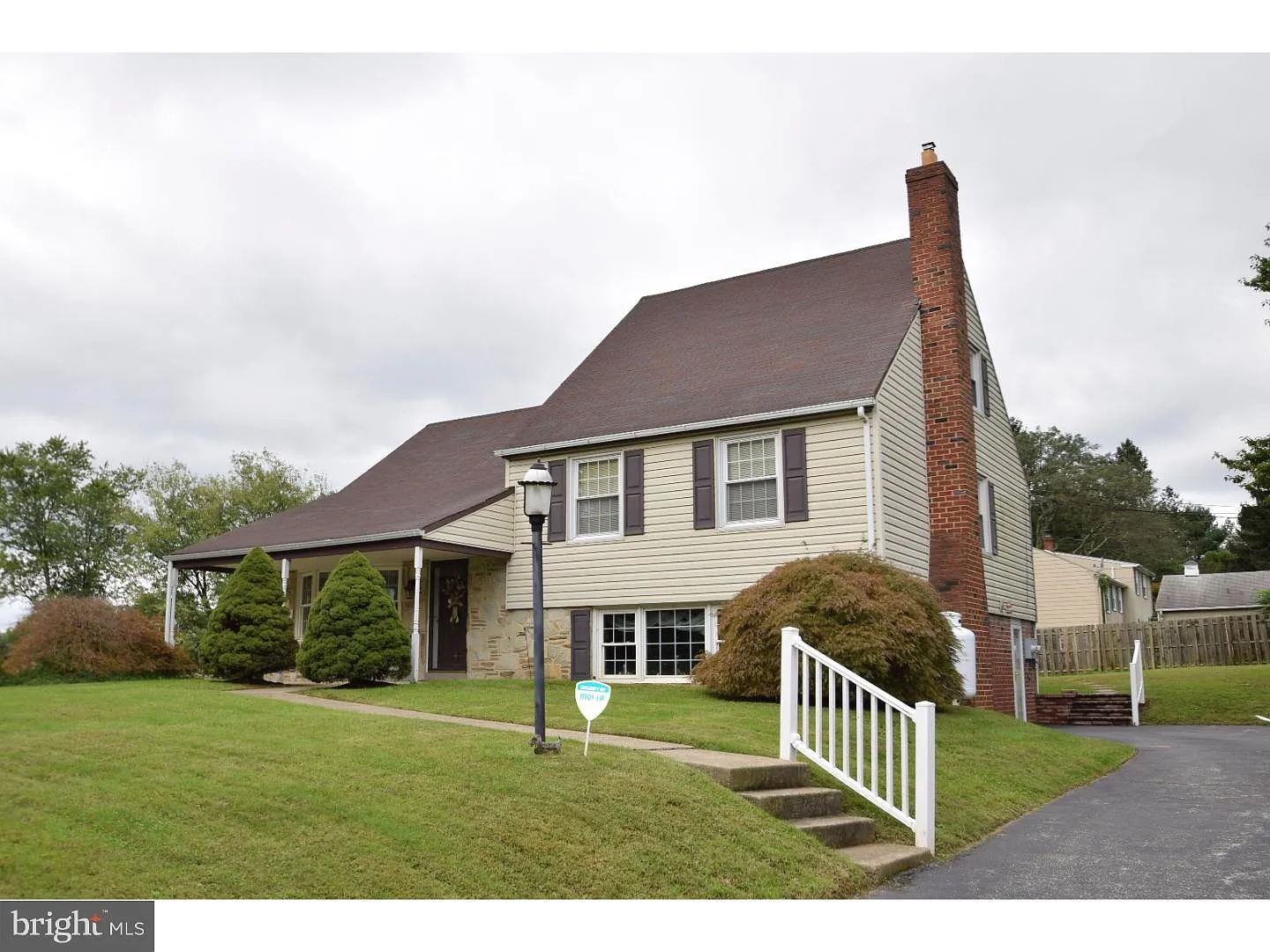 1497 Penllyn Blue Bell Pike photo 1