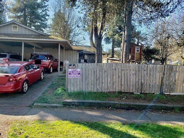 2nd image of 1420 Salishan St SE