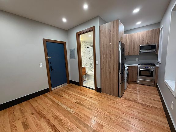 2nd image of 24 Reed St APT 2E