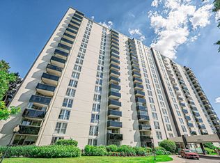 420 Mill Rd #904, Toronto, ON M9C1Z1