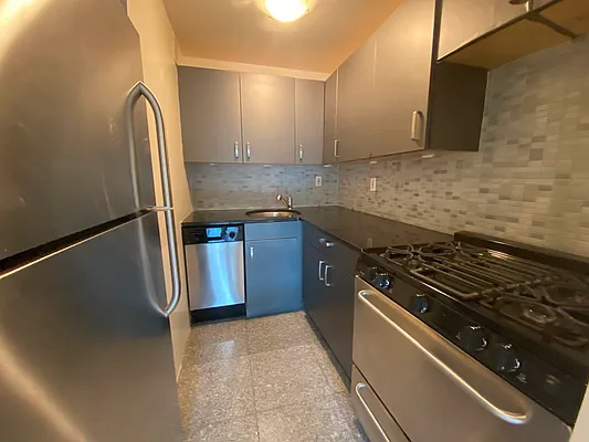 Rented by Heller Organization | media 27