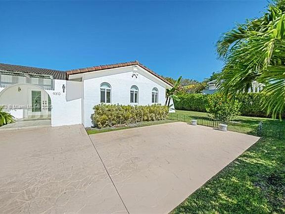4th image of 9310 Biscayne Blvd #0