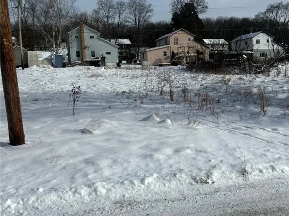 107 & 108 Mountain Man St, Mc Intyre, PA 15756