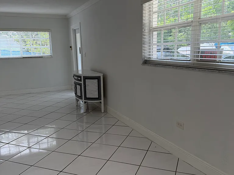 107 Rock Harbor Dr — Photo 13