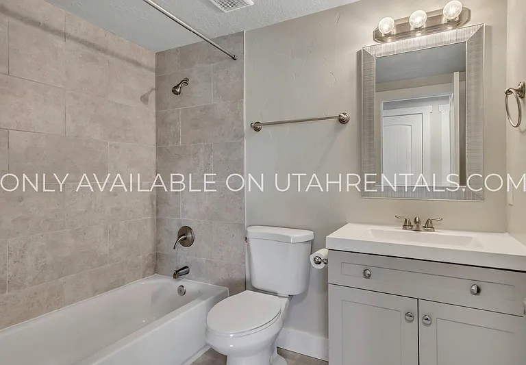 336 E Rena Ave — Photo 12
