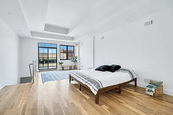 Rented by Brick Real Estate | media 23