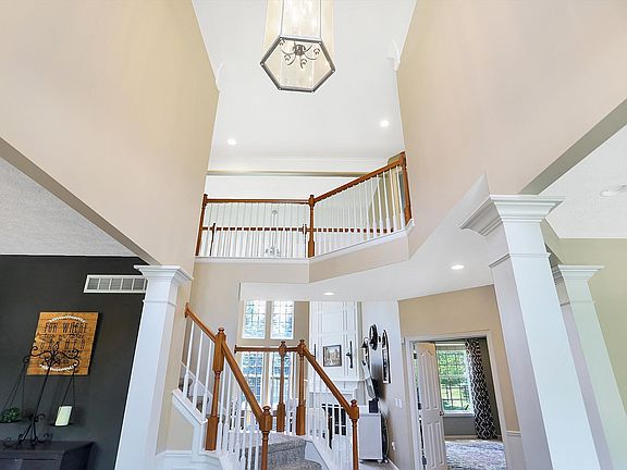 4th image of 3875 Branch Creek Ct