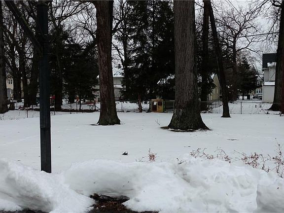 5th image of 2260 Grantwood Dr