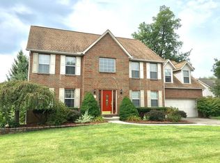 70 Jefferson Ridge Dr, Pataskala, OH 43062