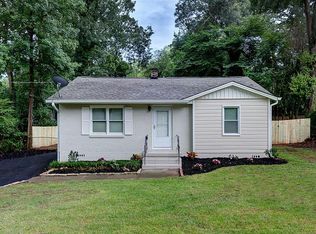 1010 Oakview Dr SE, Smyrna, GA 30080