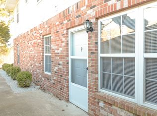 127 Ventura Ave APT D, Jefferson City, MO 65109