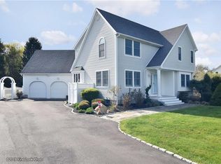 30 Corey Rd, South Kingstown, RI 02879