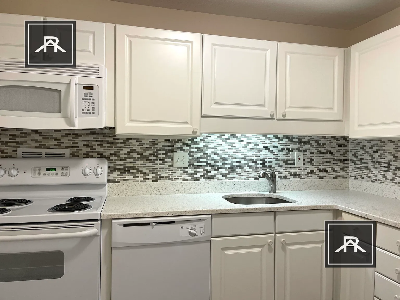3 bed, 2.0 bath, $5,000 — Photo 2