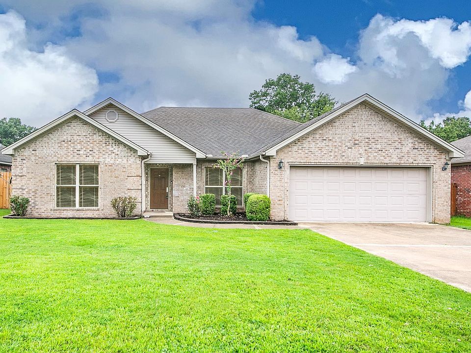1st image of 1905 Reveille Cir
