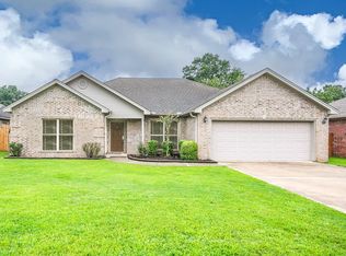 1905 Reveille Cir, Jacksonville, AR 72076