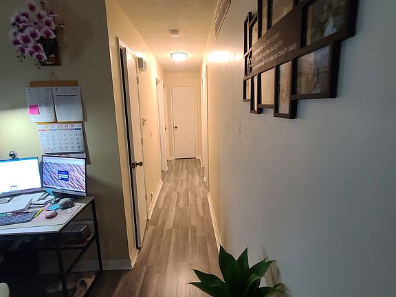 5th image of 617 Marvin Ave