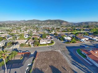 970 Bluesage Dr, San Marcos, CA 92078