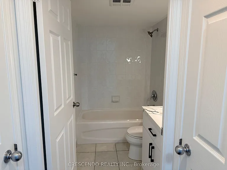 30 Harrison Garden Blvd #902 — Photo 21