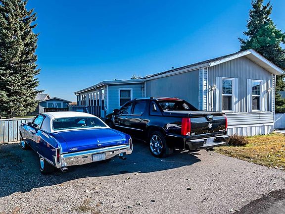 5th image of 422 Homestead Trl SE