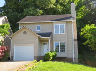 525 Confederate Dr, Knoxville, TN 37922