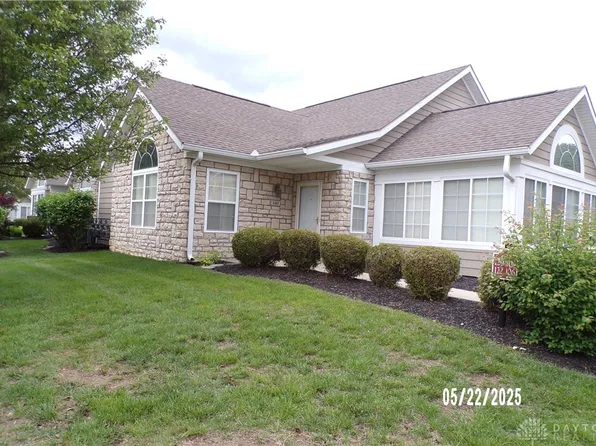 120 Aberdeen Village Dr, Dayton, OH 45430