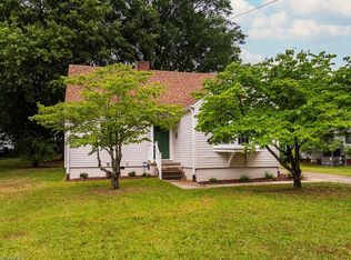 203 Markham St, Burlington, NC 27215