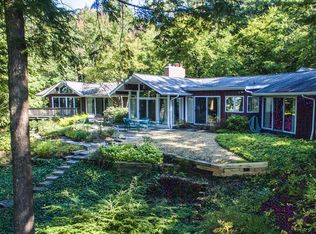 1750 County Line Rd, Gates Mills, OH 44040