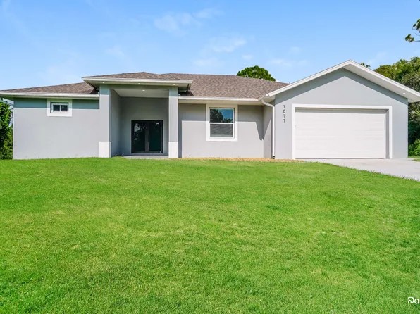 1011 Acton Ave, Lehigh Acres, FL 33971