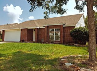 2208 Carriage Hl, Denton, TX 76207