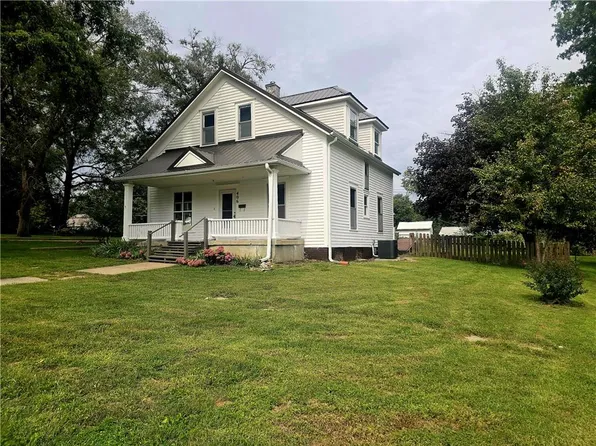 406 College St, Tarkio, MO 64491