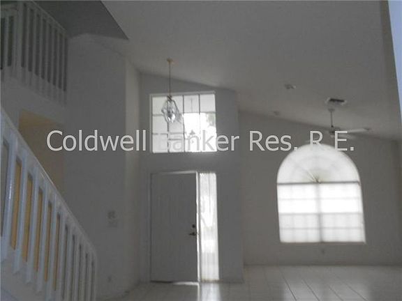 2nd image of 5038 SE Devenwood Way