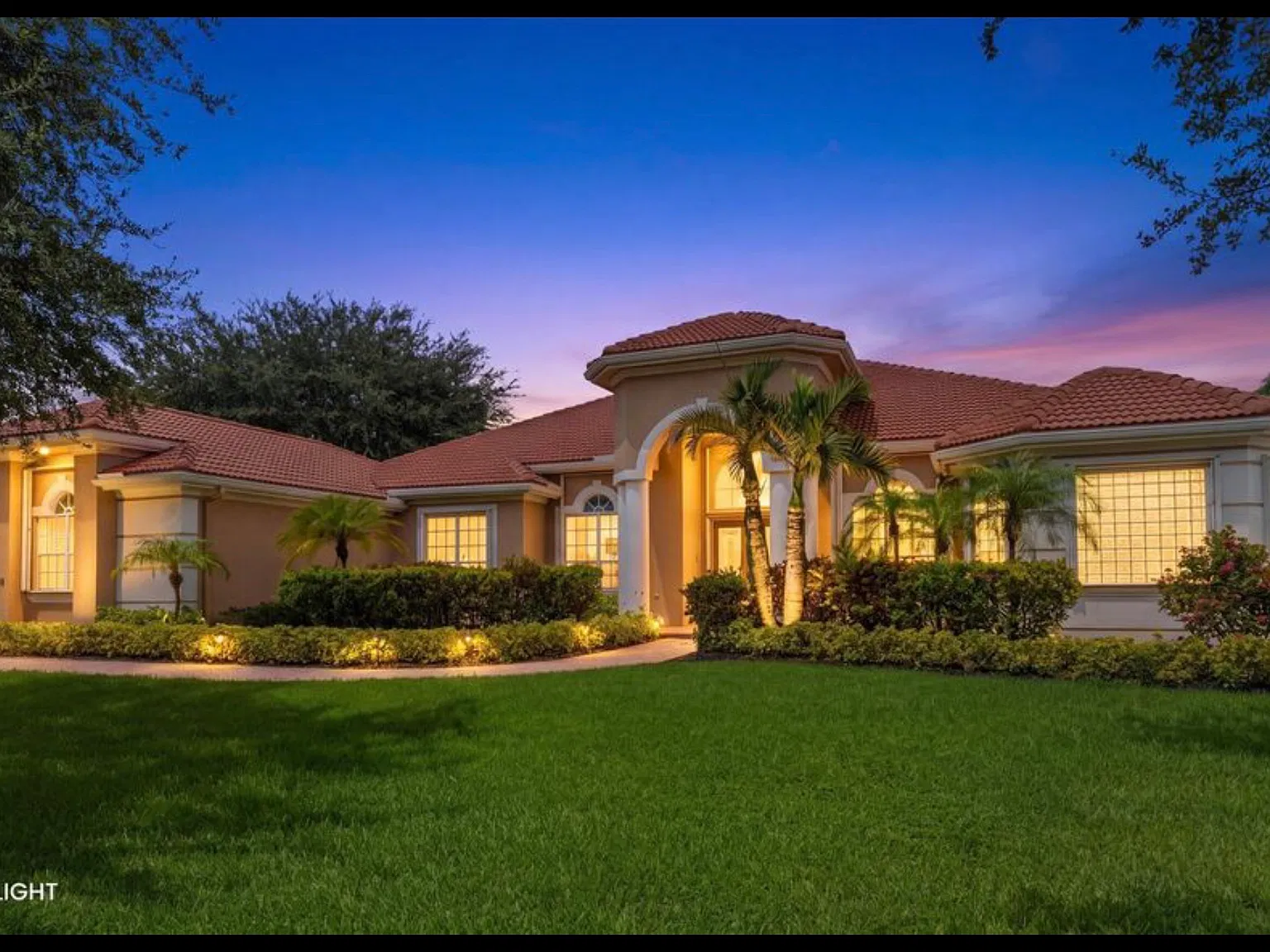 5 bed, 3112 sqft, $7,900 — Photo 1