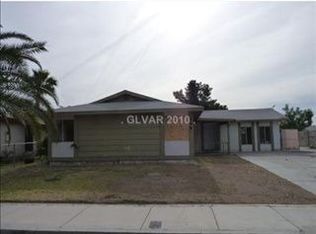 698 Pine Ridge Dr, Las Vegas, NV 89110