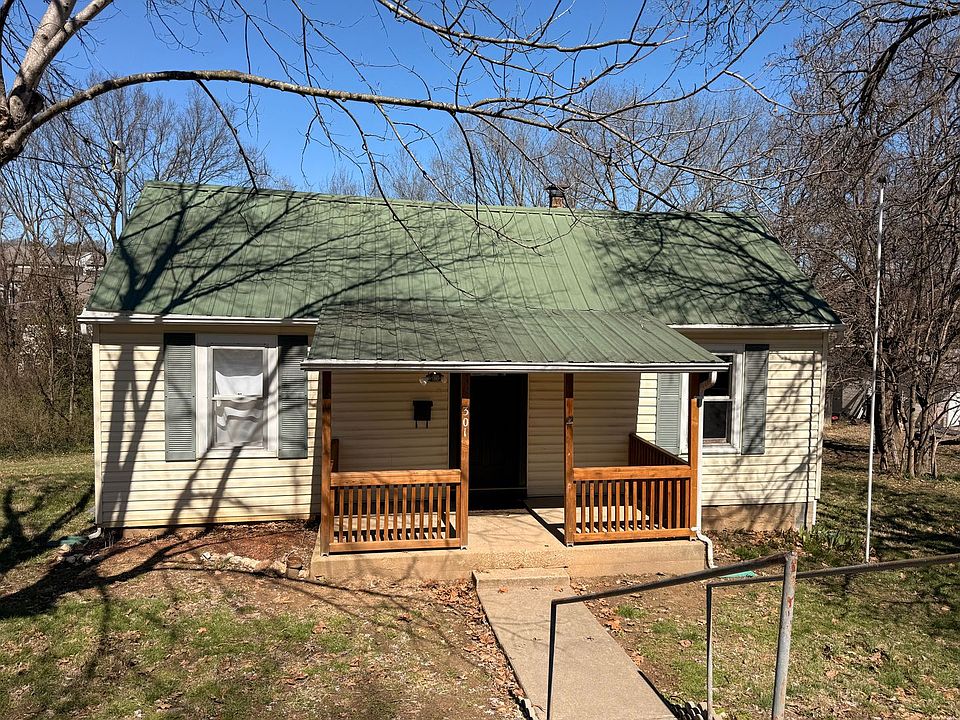 1st image of 301 Vondera Ave