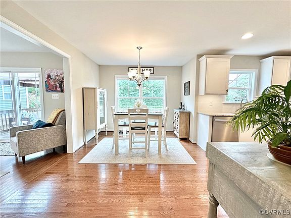 4th image of 13937 Stanley Park Dr