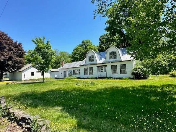 5 Maple Street, Kingfield, ME 04947