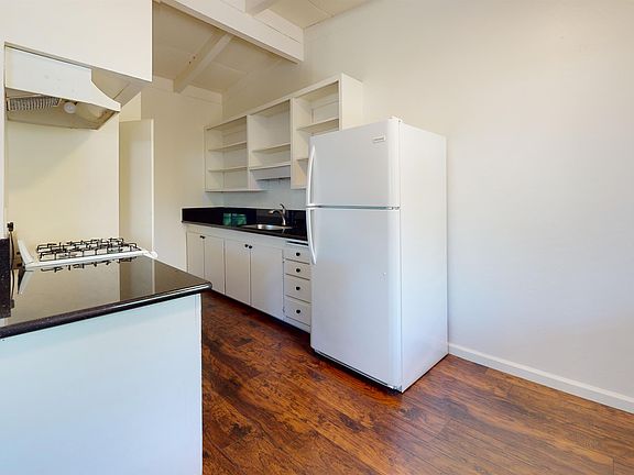 2nd image of 2804 Orange Ave #4