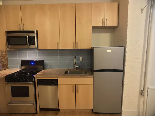 Rented by B & L Management | media 14