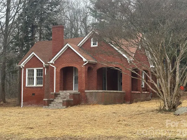 5724 Mooresville Rd, Kannapolis, NC 28081