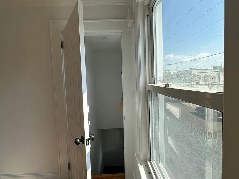 20 Parker Ave — Photo 6