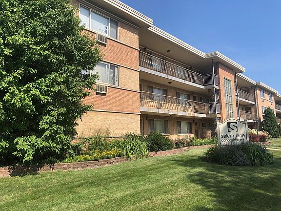 2nd image of 202 N Salem Ave #3A