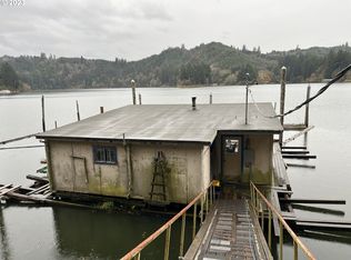 4097 S Tenmile Lk, Lakeside, OR 97449