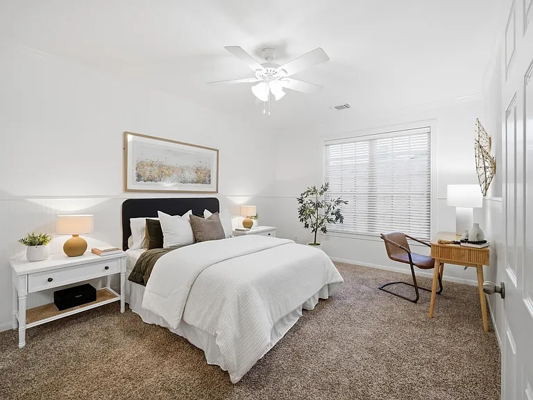 1246 Glenwood Canyon Ln — Photo 12