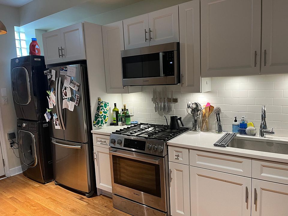 1st image of 2210 N Halsted St #1R